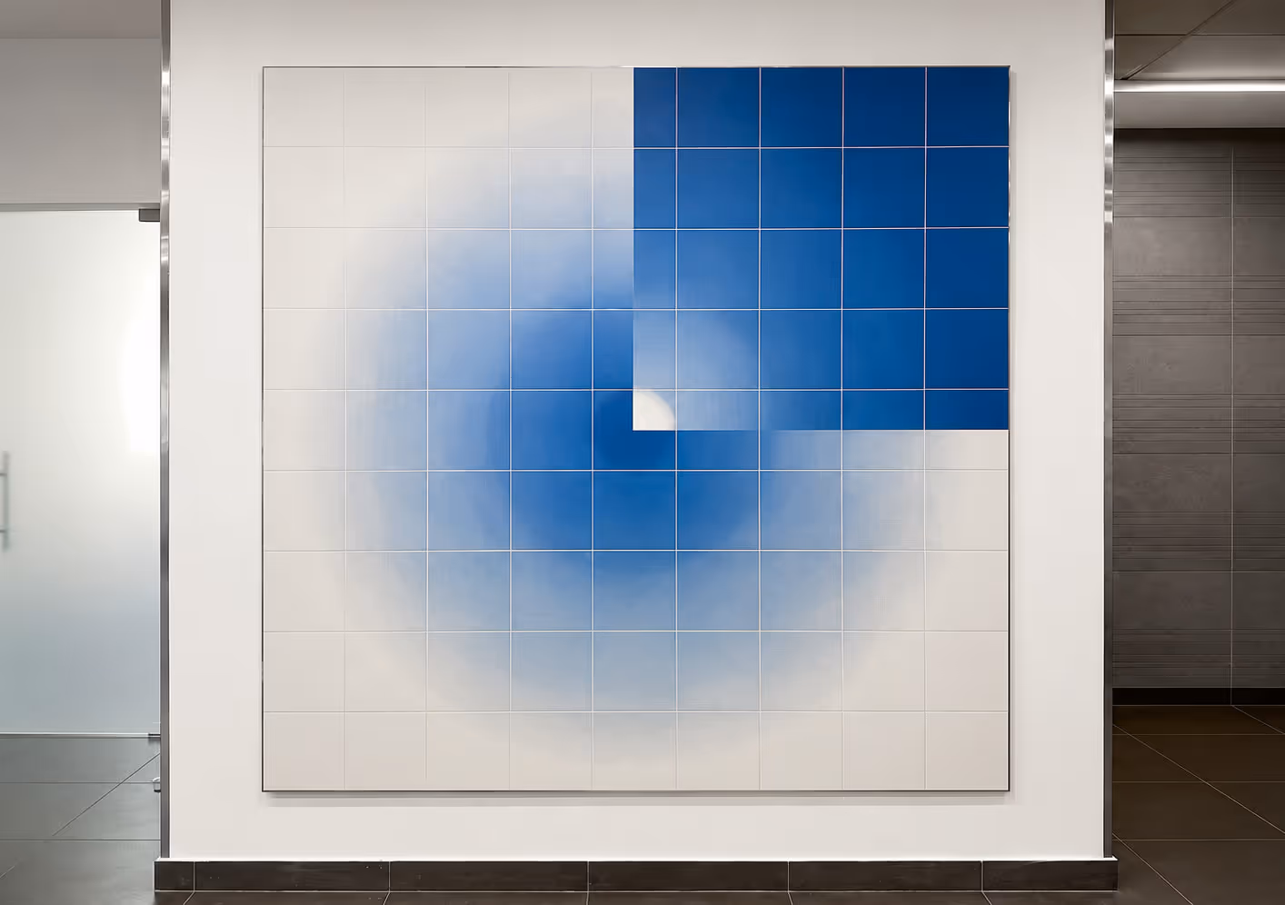 Vista de instalación de Mural FALP de Arturo Fermandois, Fundación Arturo López Pérez, Santiago, 2025